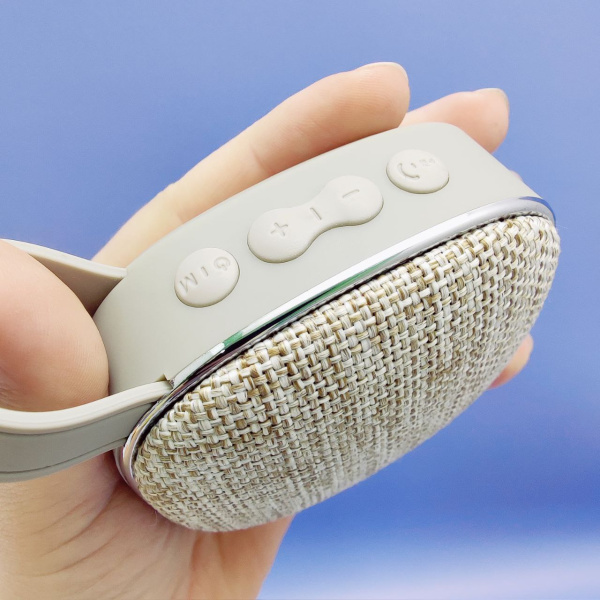 Портативная беспроводная Bluetooth колонка X25 Outdoor, 3W, 300 мАч